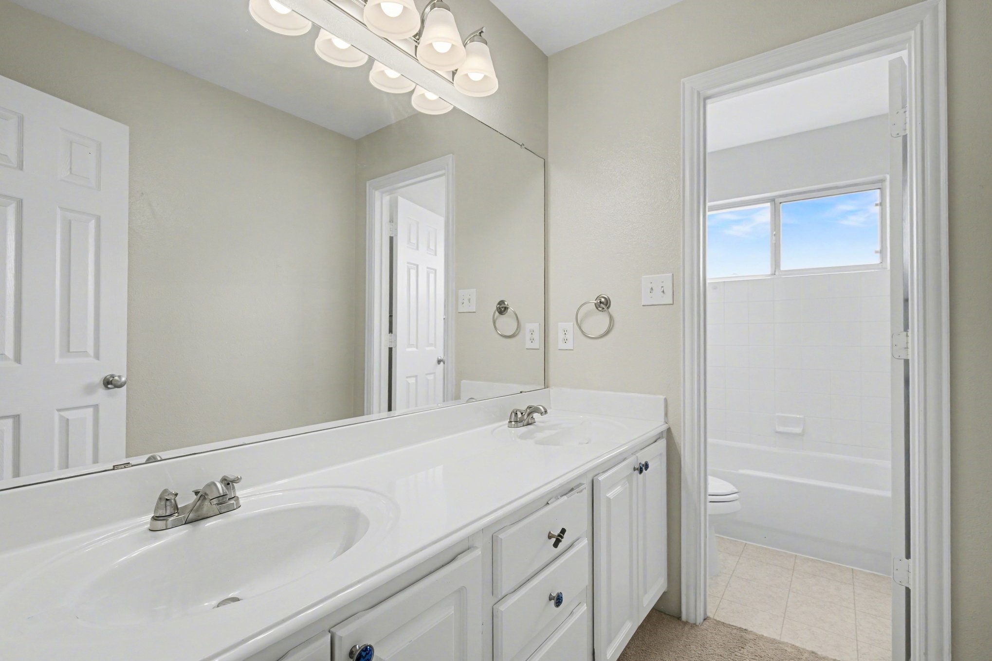 2104 Nugent Drive Mansfield TX 76063