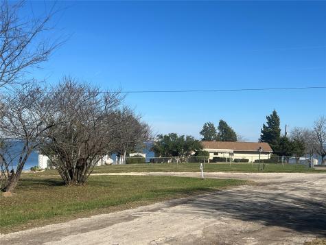 362 Vz County Road 3716 Wills Point TX 75169