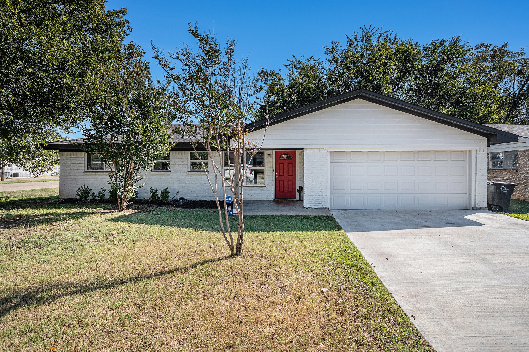 807 Poindexter Avenue Cleburne TX 76033