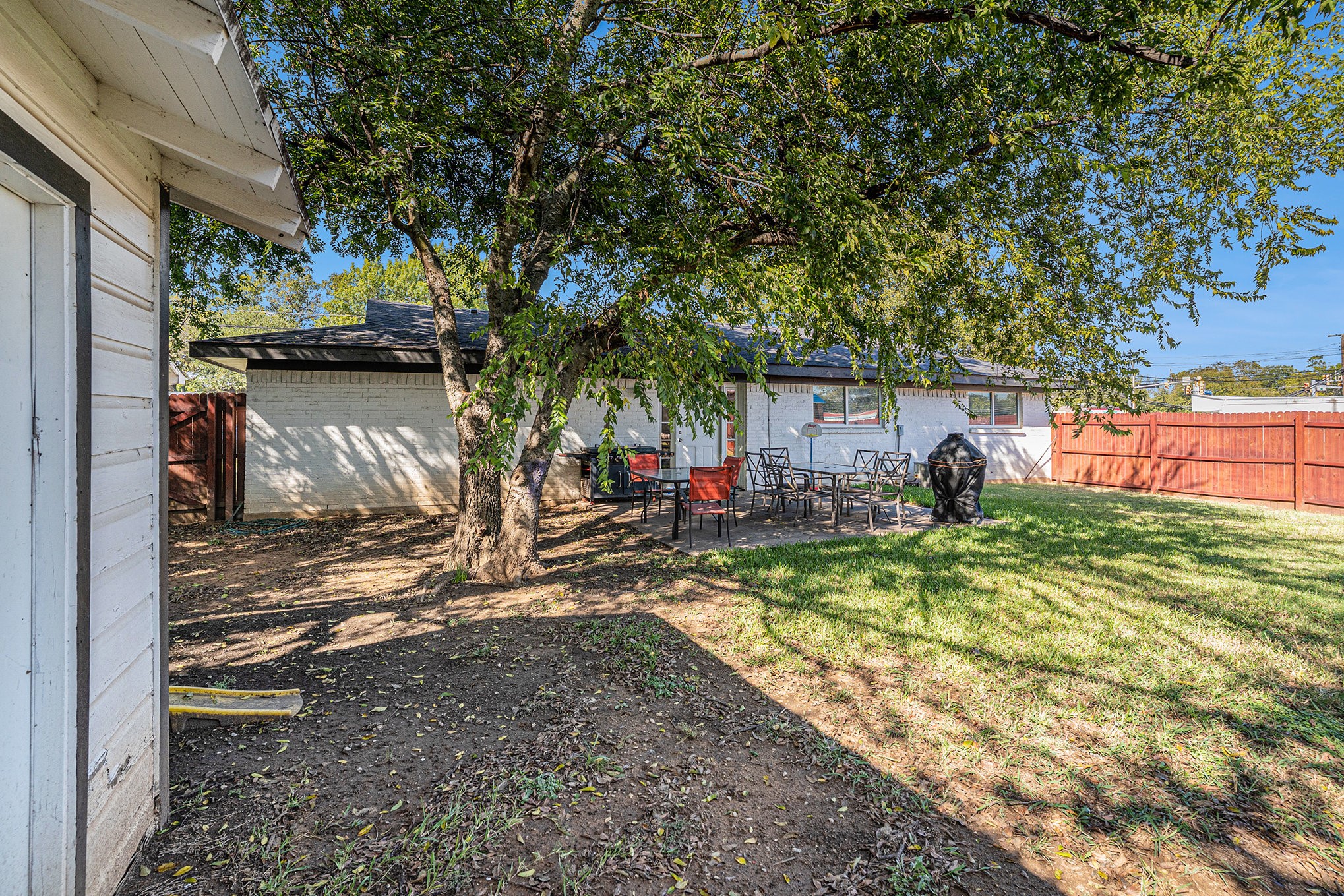 807 Poindexter Avenue Cleburne TX 76033