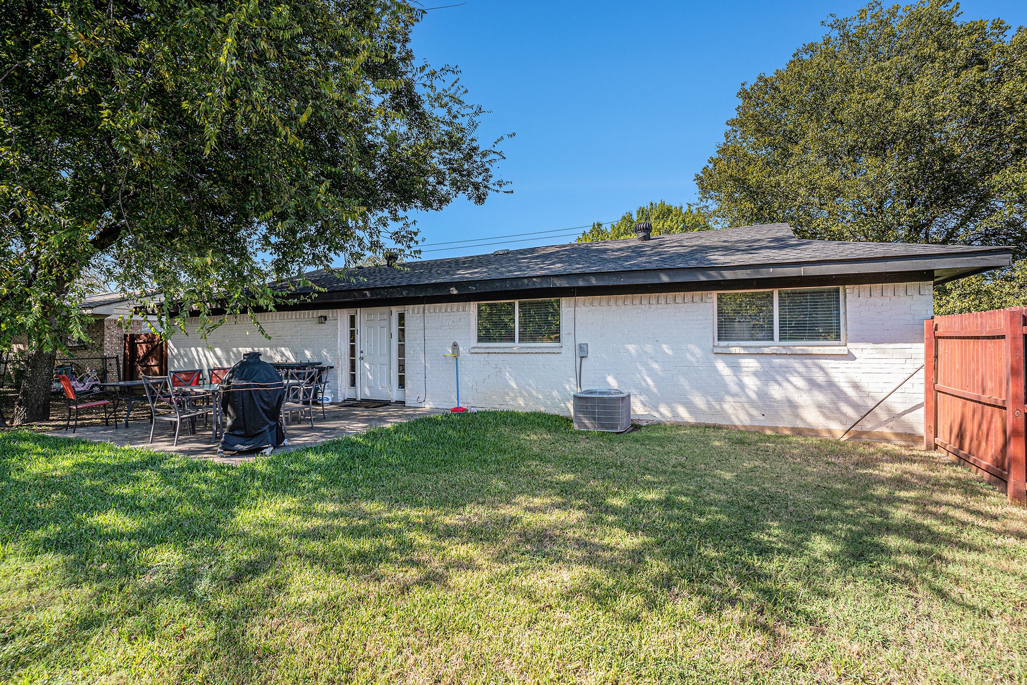 807 Poindexter Avenue Cleburne TX 76033