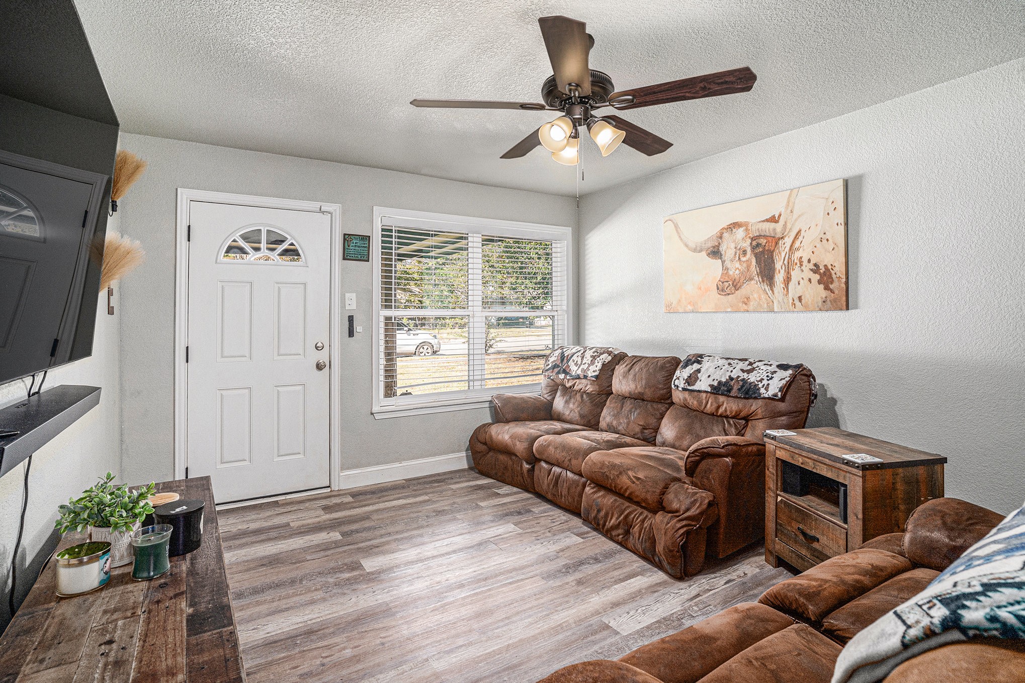 807 Poindexter Avenue Cleburne TX 76033