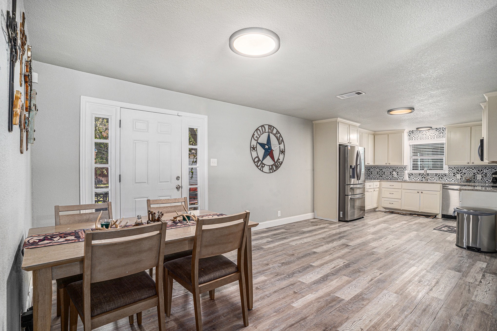 807 Poindexter Avenue Cleburne TX 76033