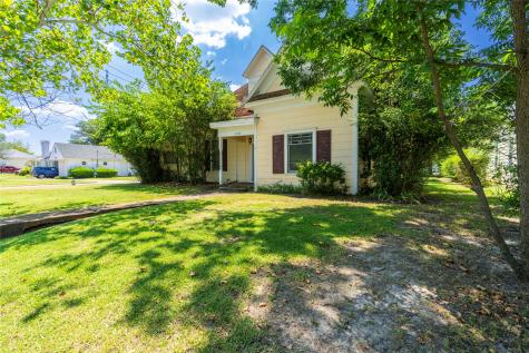 1503 Bonham Street Commerce TX 75428