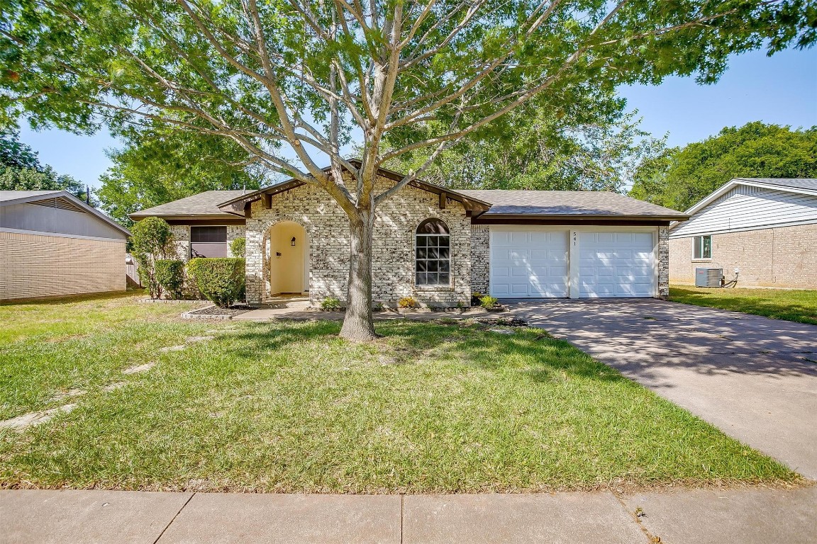541 NW Barbara Lane Burleson TX 76028
