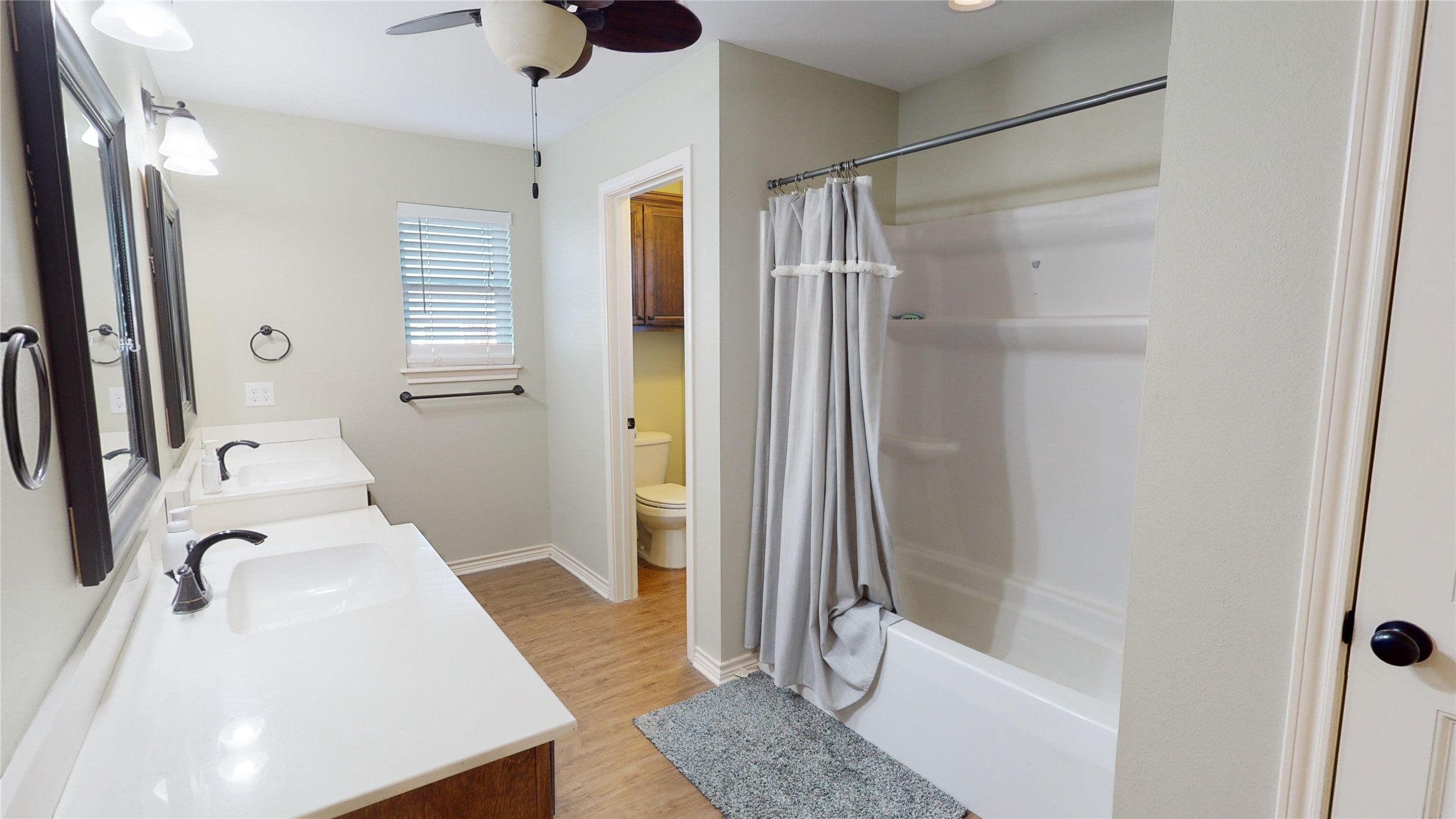 404 Hyde Park Drive Chandler TX 75758