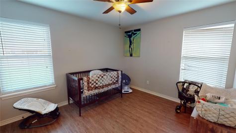 404 Hyde Park Drive Chandler TX 75758
