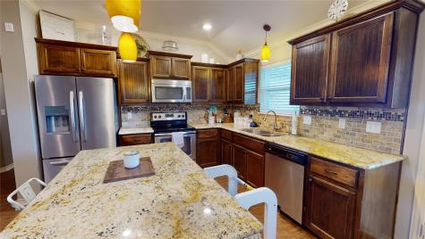 404 Hyde Park Drive Chandler TX 75758