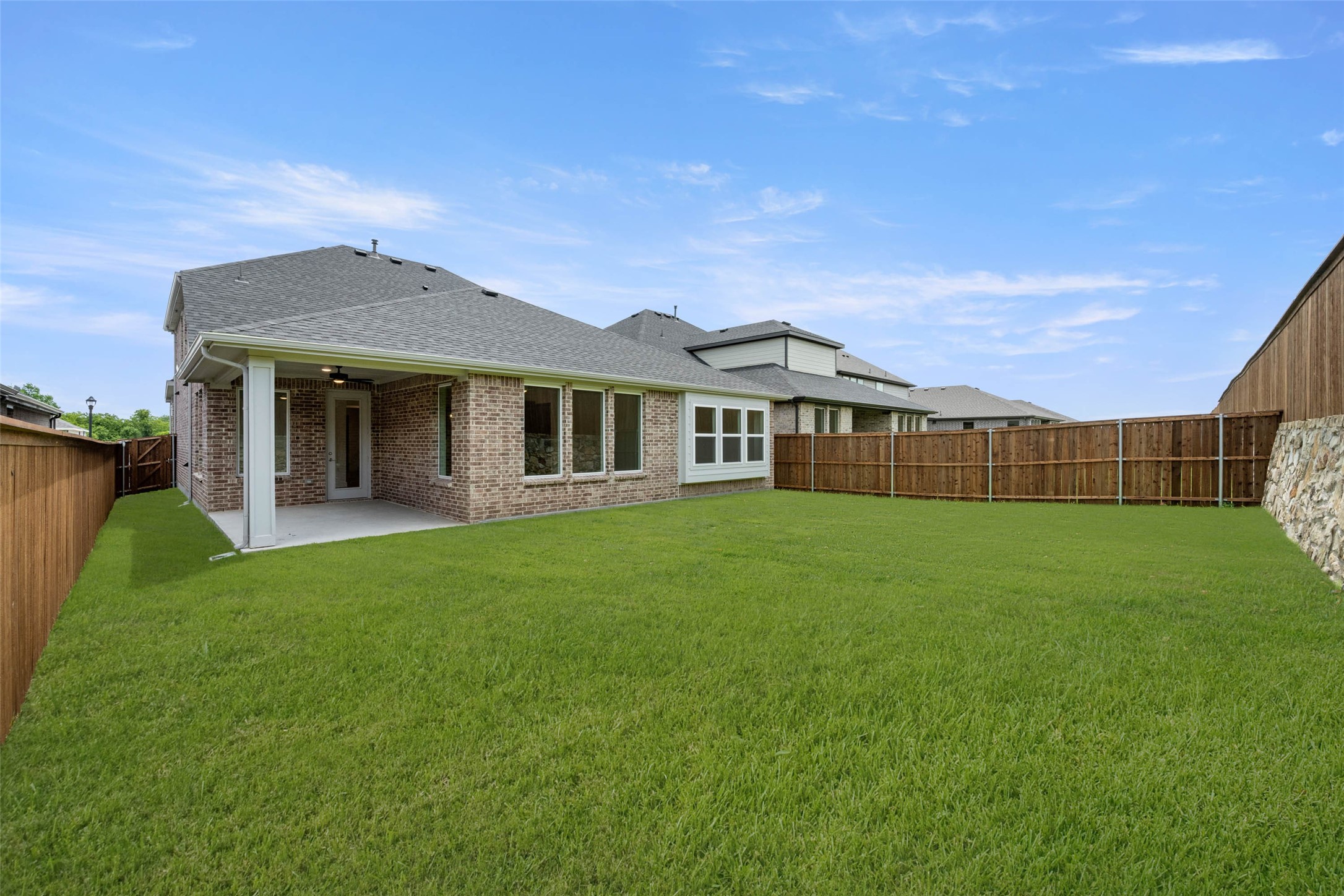 2223 Shady Elm Midlothian TX 76065