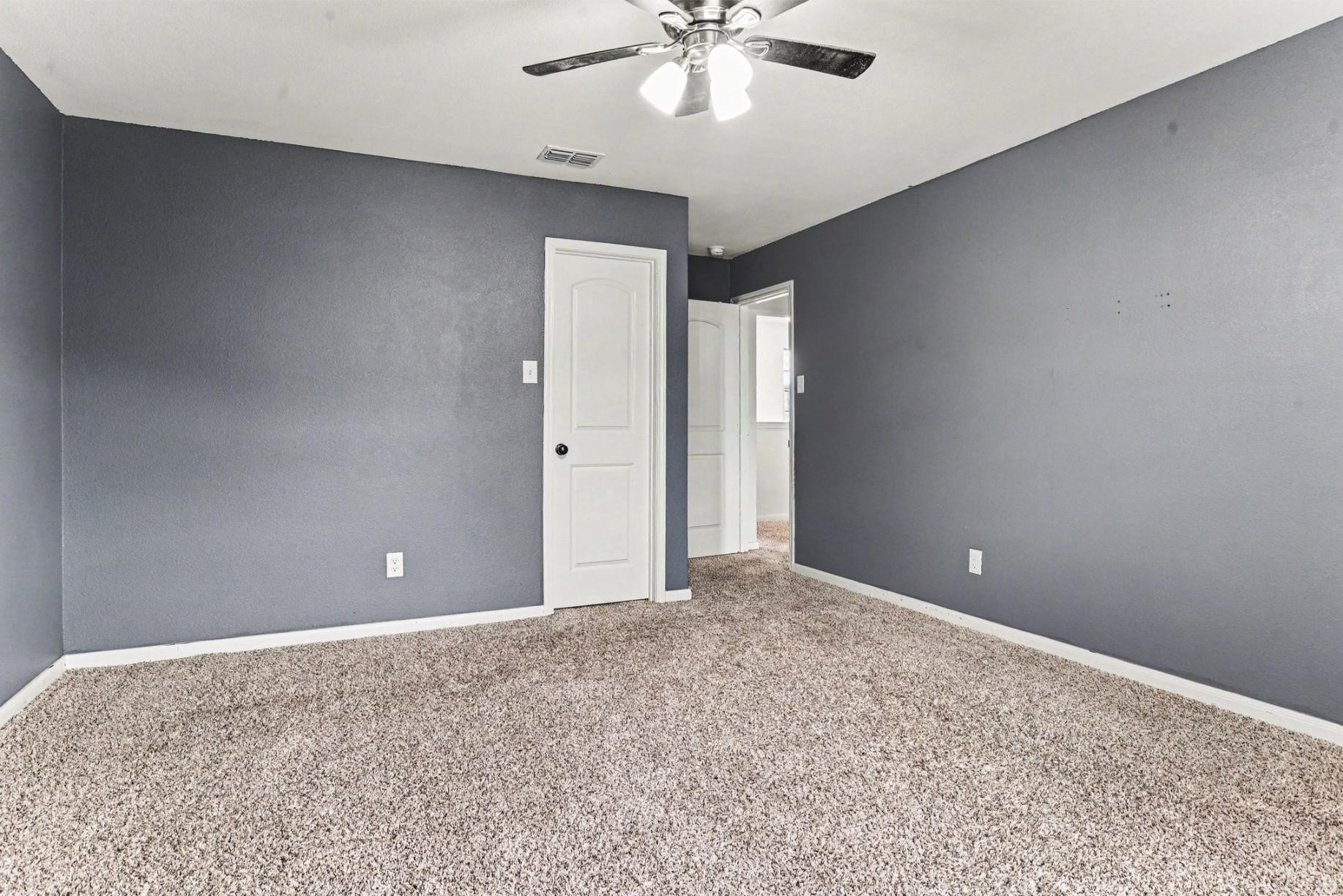 1947 Hollywood Drive Seagoville TX 75159