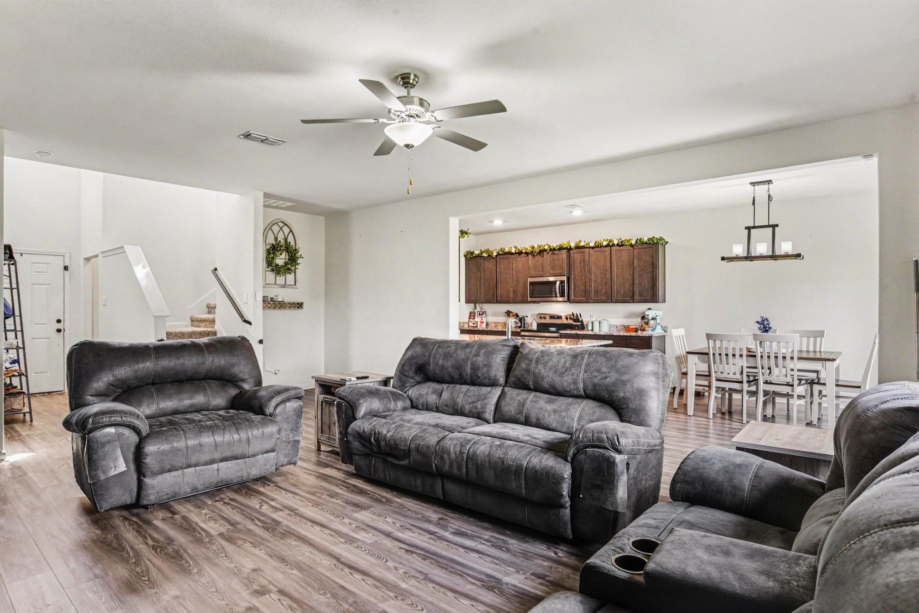 1947 Hollywood Drive Seagoville TX 75159