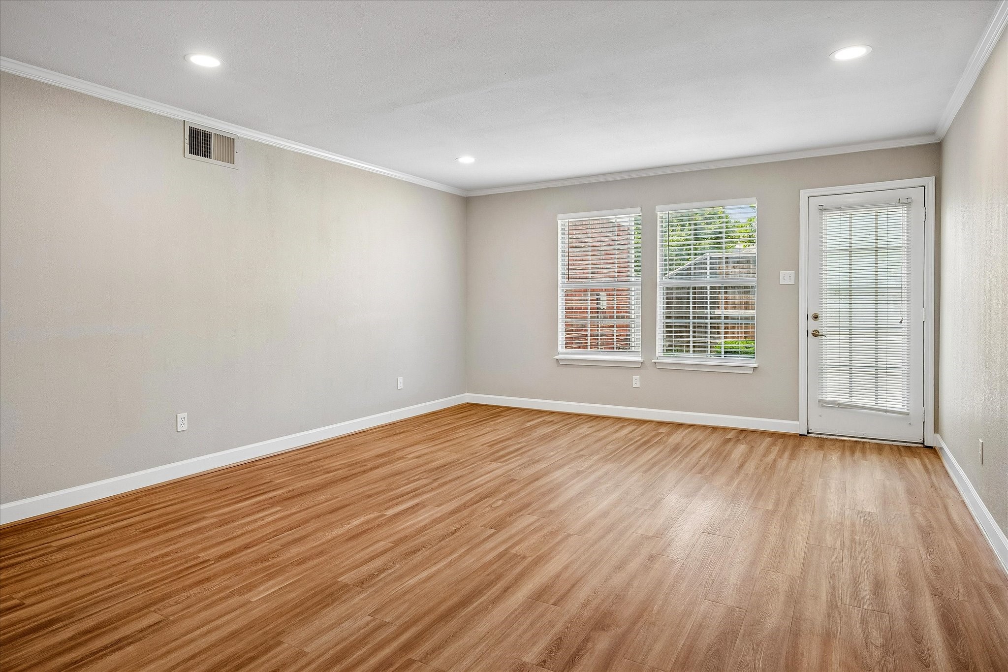6227 Cupertino Trail Dallas TX 75252