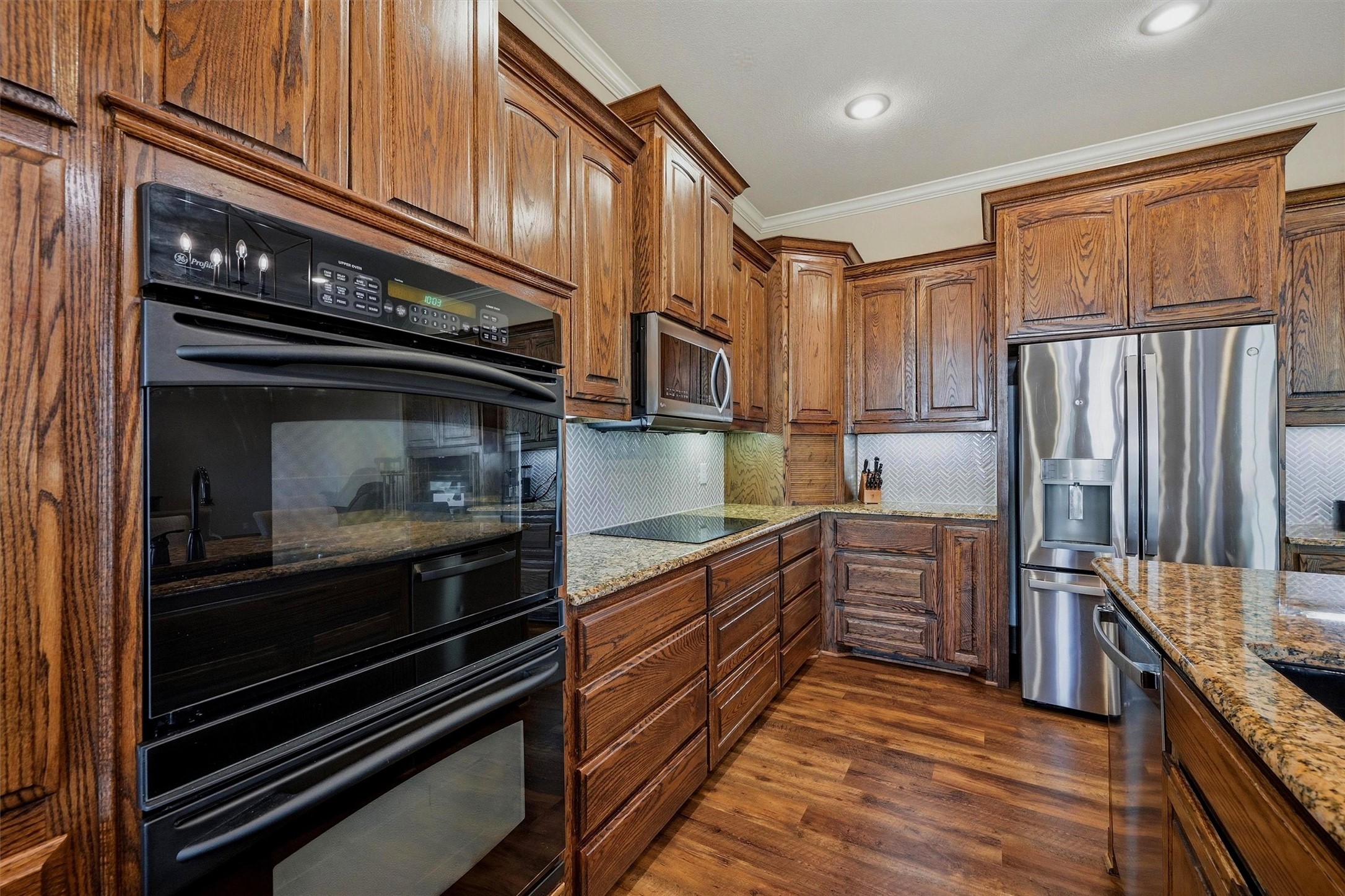 201 Hillside Lane Lindsay TX 76250