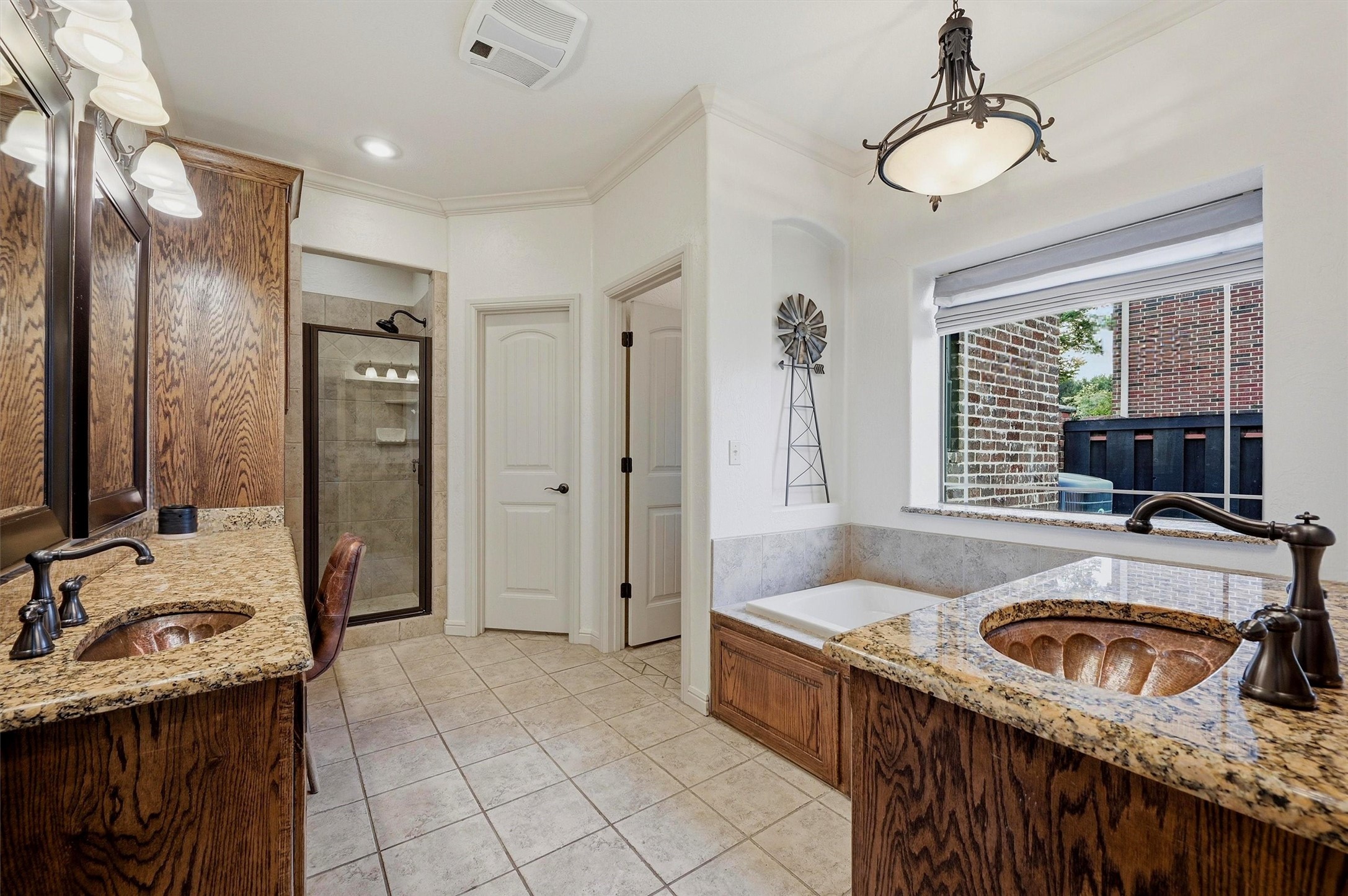 201 Hillside Lane Lindsay TX 76250