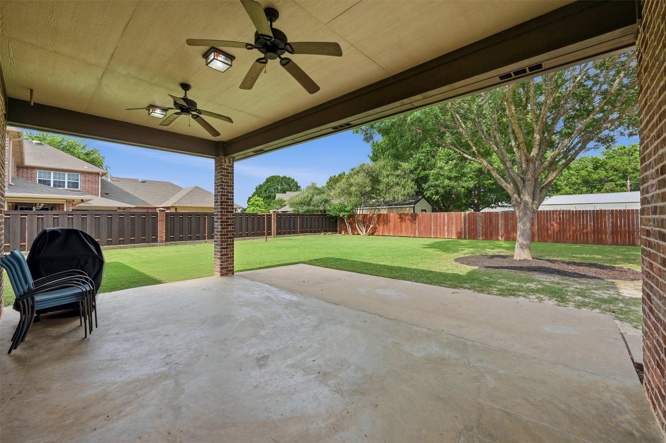 201 Hillside Lane Lindsay TX 76250