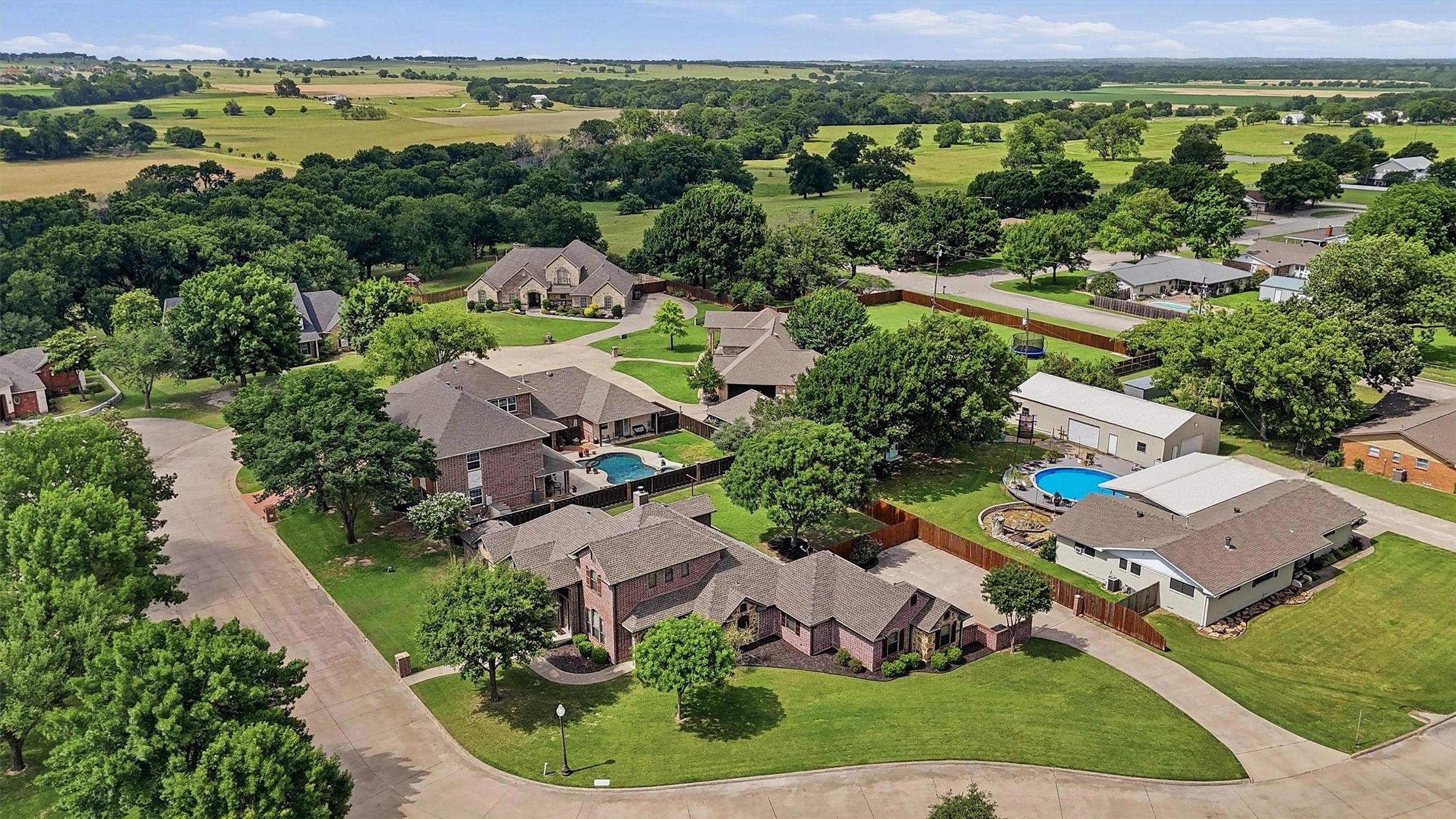 201 Hillside Lane Lindsay TX 76250