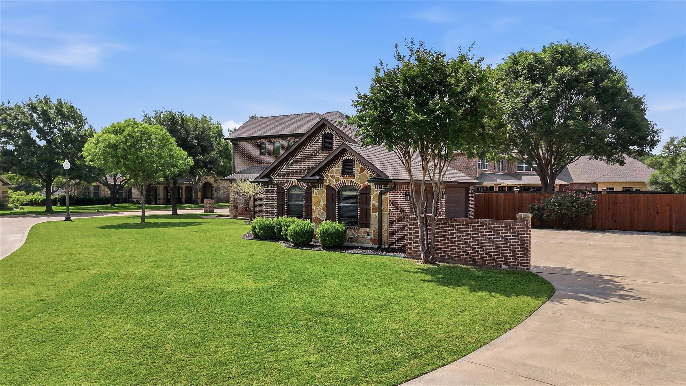 201 Hillside Lane Lindsay TX 76250