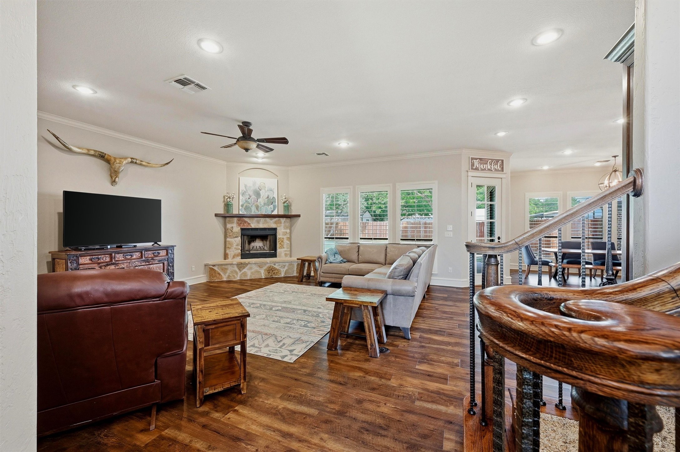 201 Hillside Lane Lindsay TX 76250