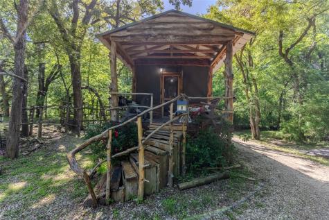 1422 County Road 1036 Greenville TX 75401