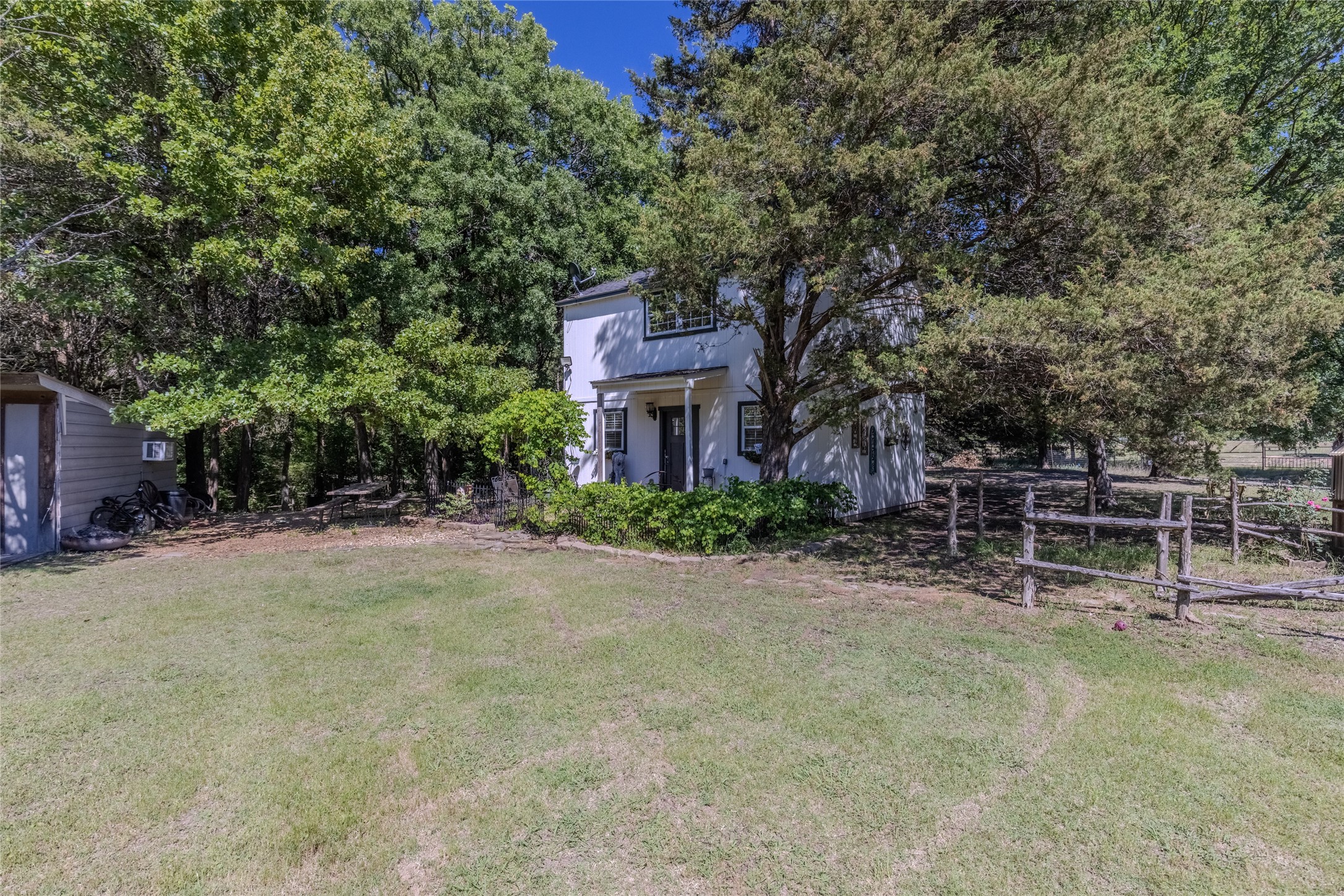 1422 County Road 1036 Greenville TX 75401