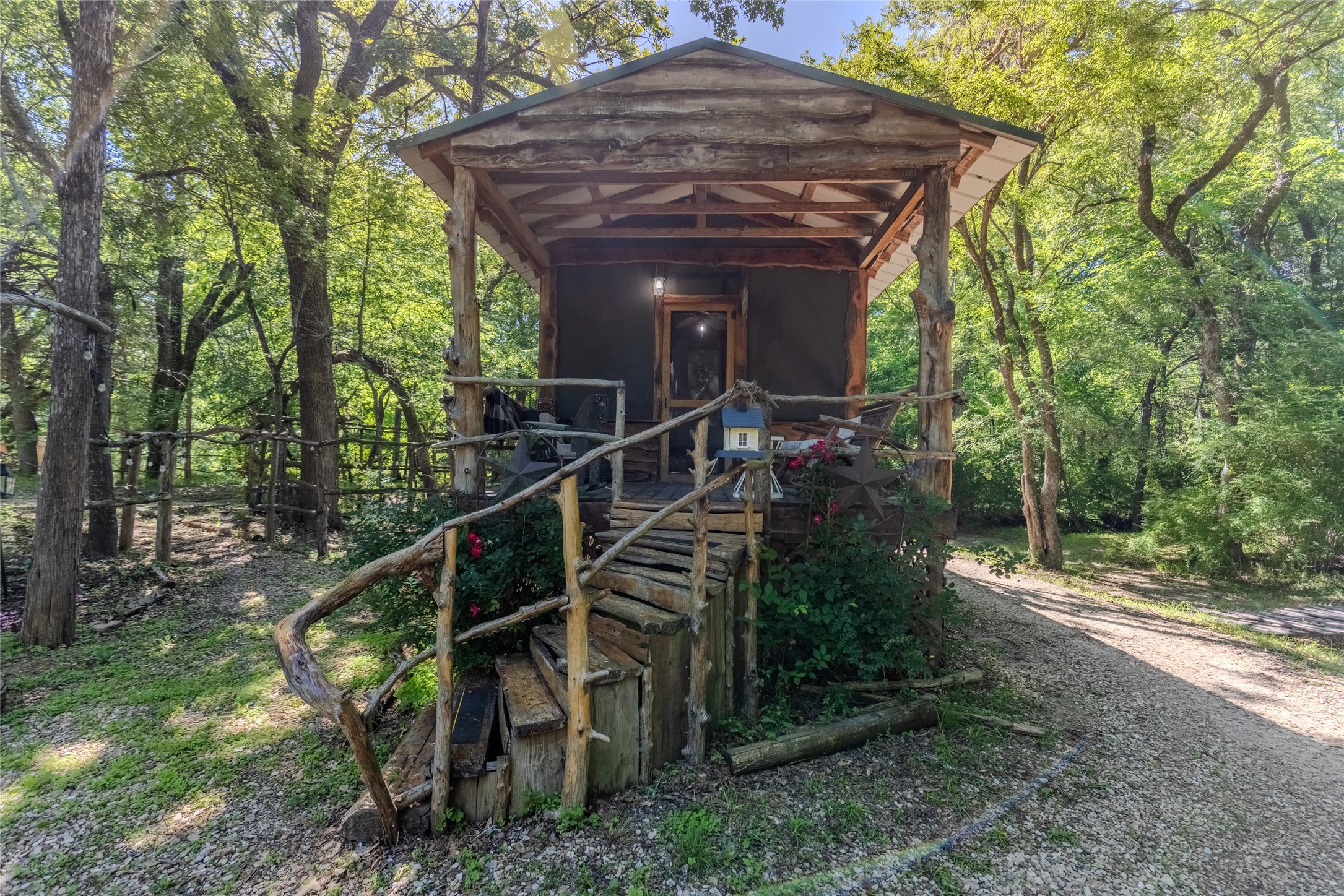 1422 County Road 1036 Greenville TX 75401