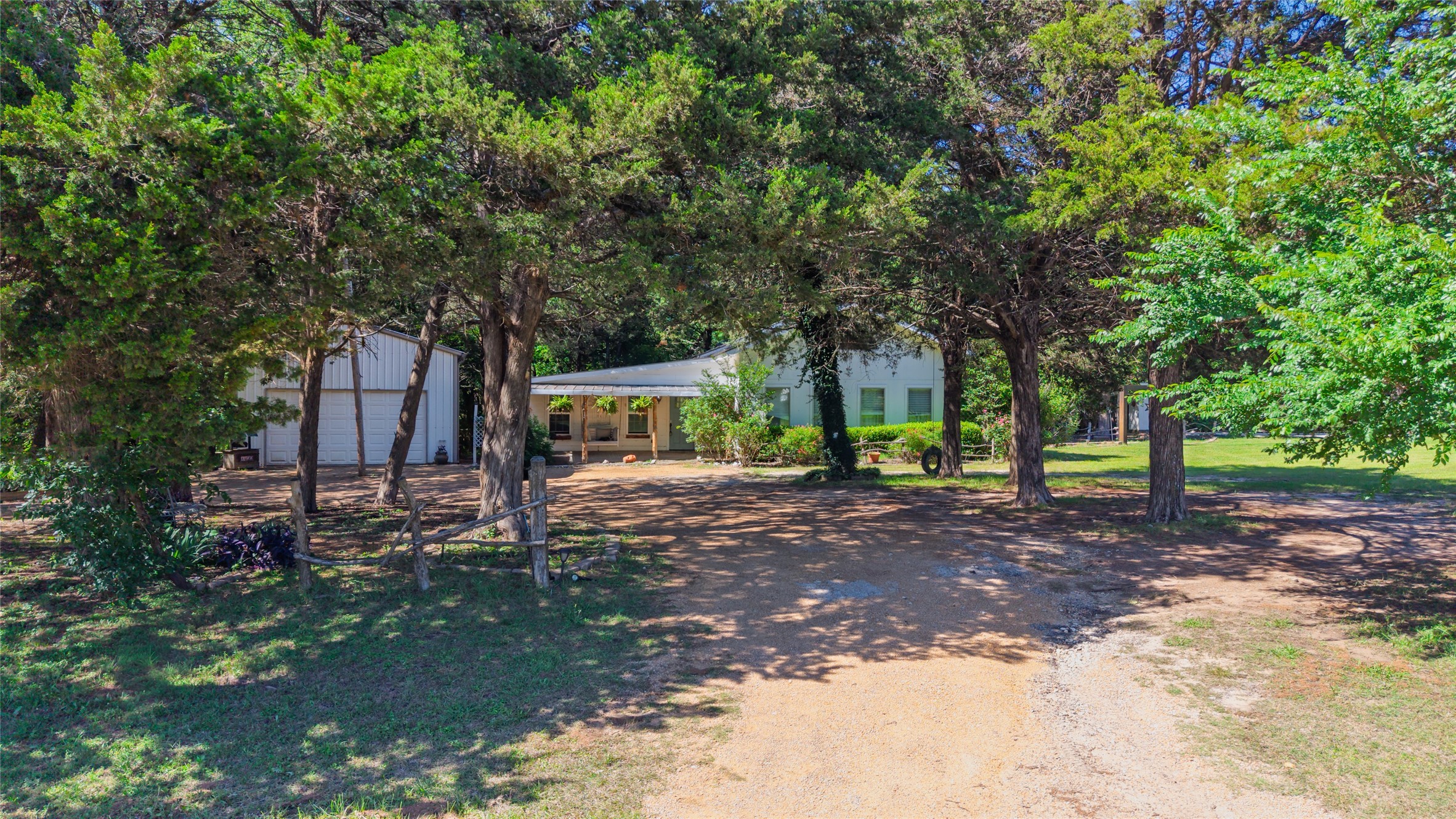 1422 County Road 1036 Greenville TX 75401