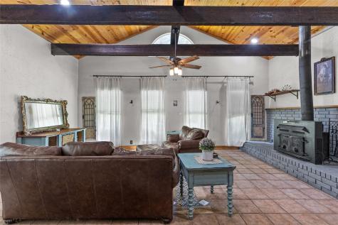1422 County Road 1036 Greenville TX 75401