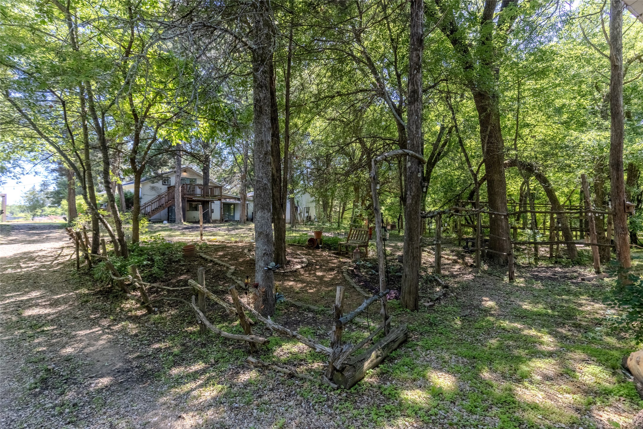 1422 County Road 1036 Greenville TX 75401