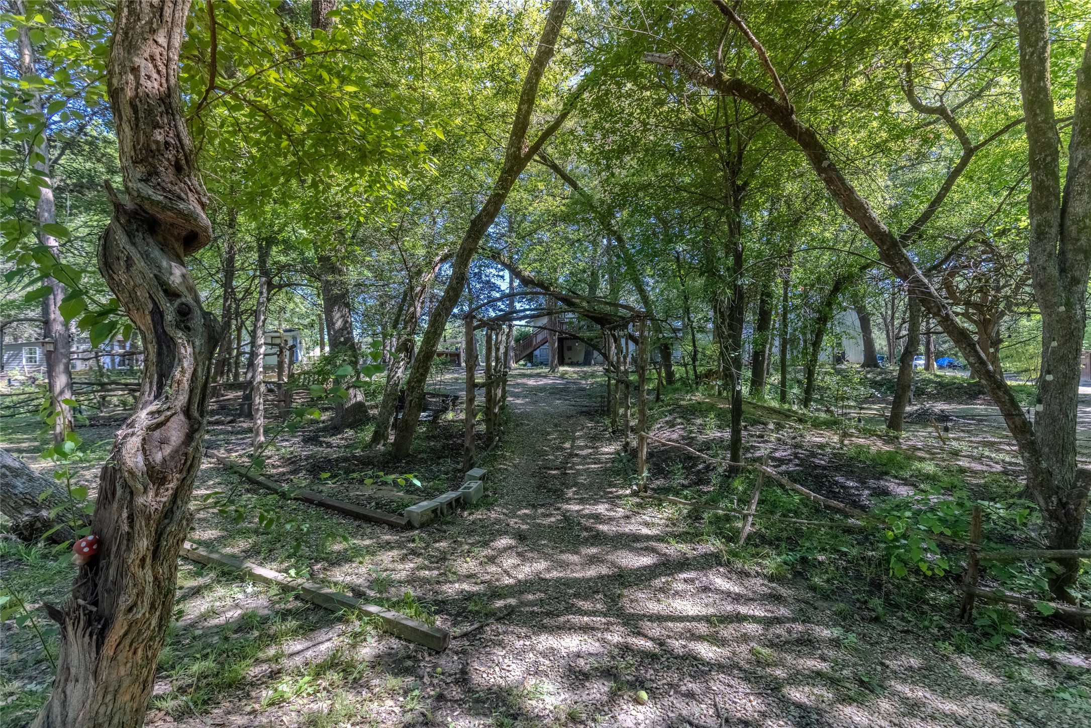 1422 County Road 1036 Greenville TX 75401