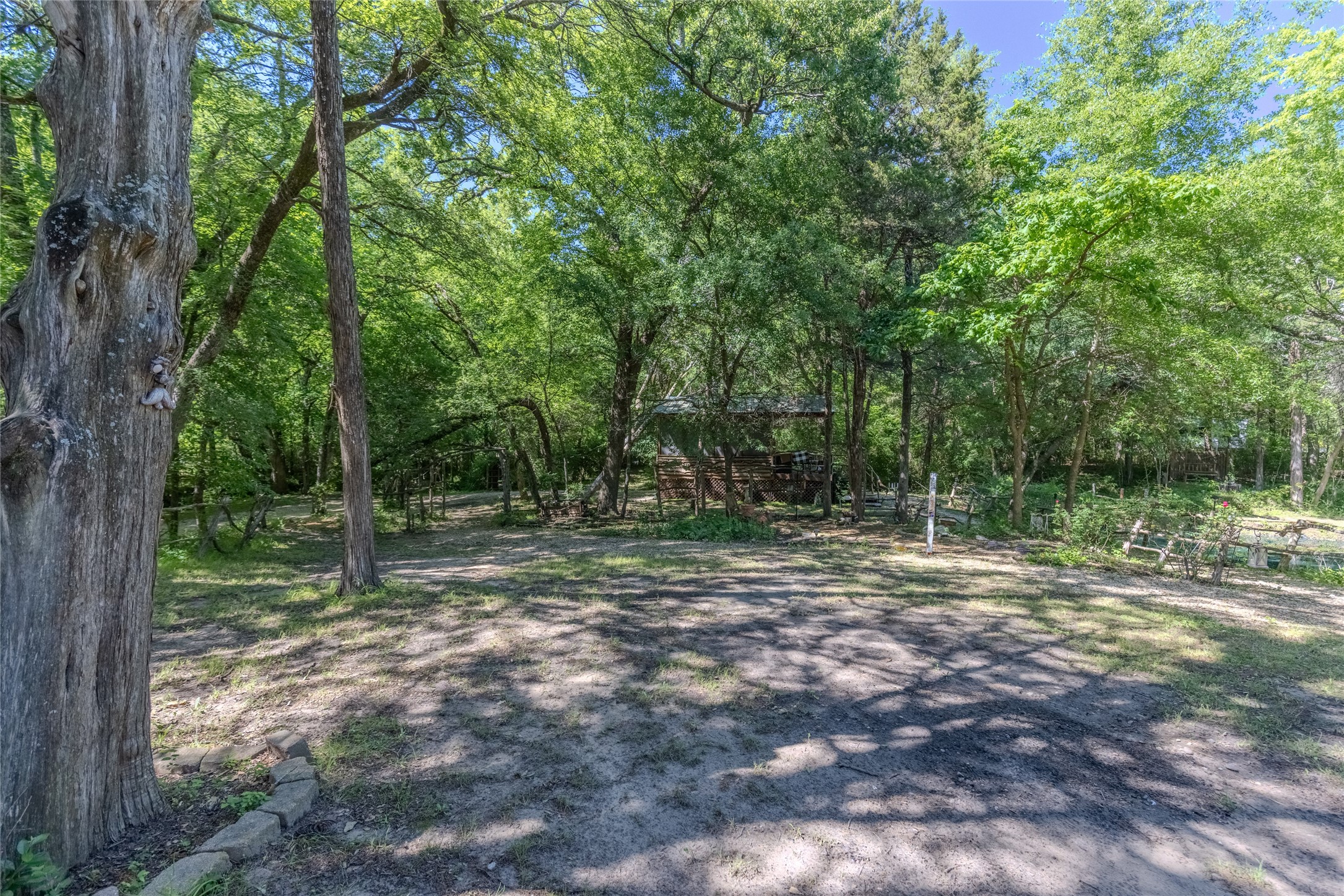1422 County Road 1036 Greenville TX 75401