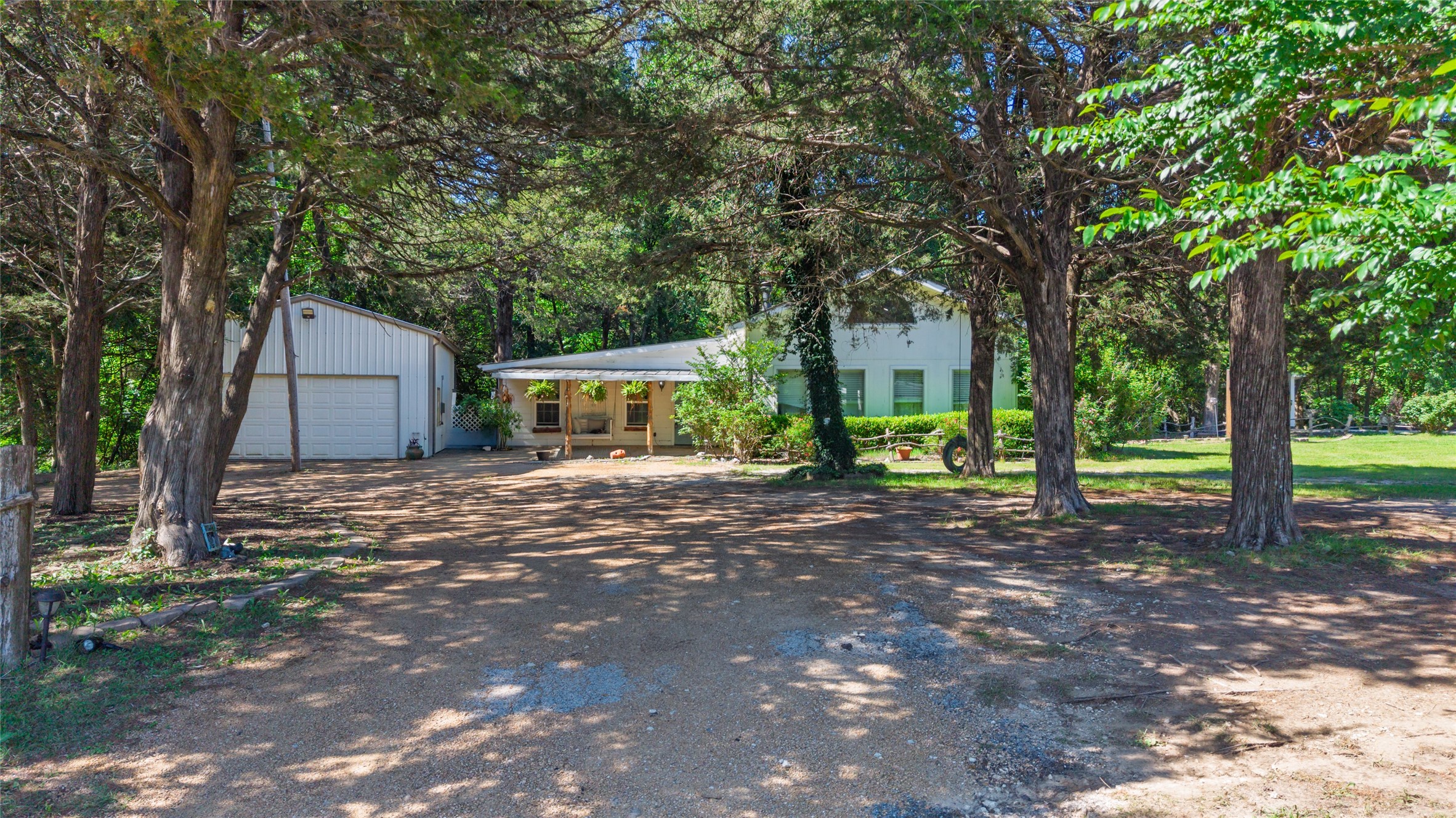 1422 County Road 1036 Greenville TX 75401