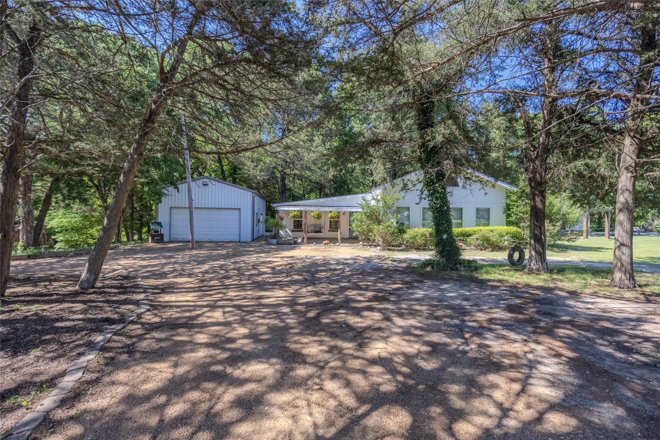 1422 County Road 1036 Greenville TX 75401