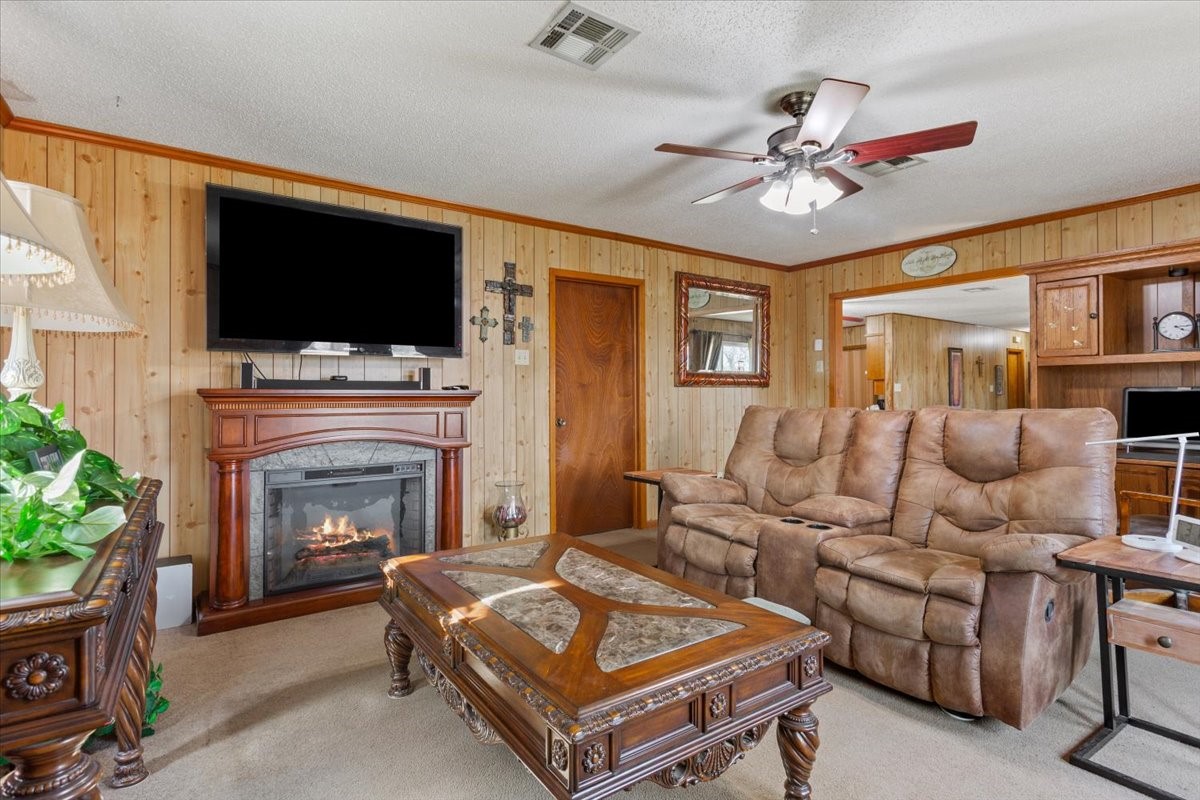 1832 W White Oak Road West TX 76691