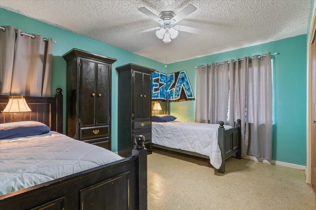 1832 W White Oak Road West TX 76691