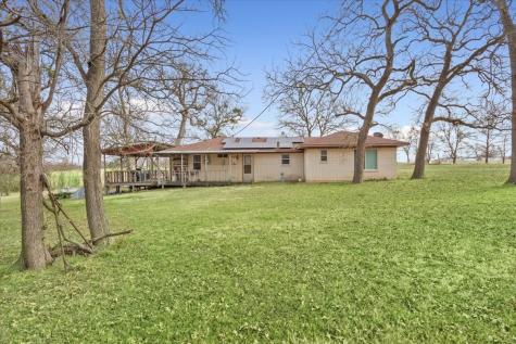 1832 W White Oak Road West TX 76691
