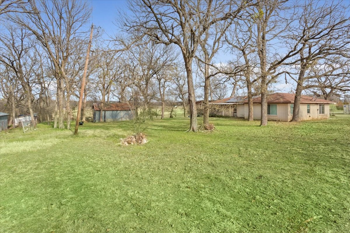 1832 W White Oak Road West TX 76691