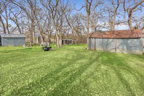 1832 W White Oak Road West TX 76691