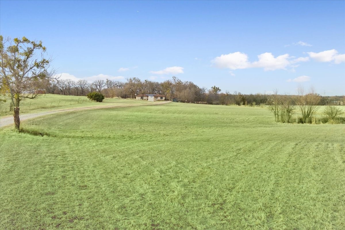 1832 W White Oak Road West TX 76691