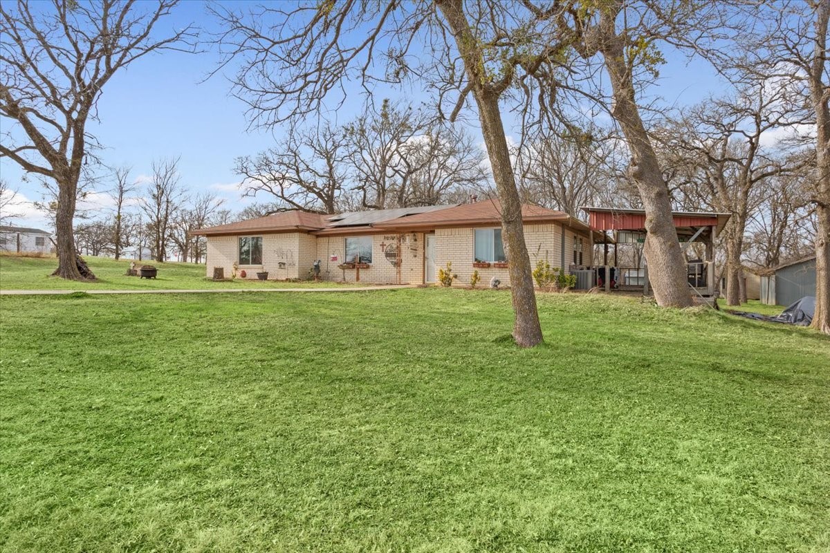 1832 W White Oak Road West TX 76691