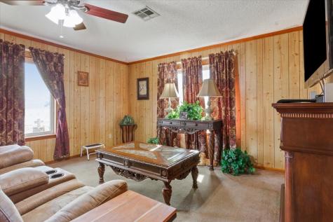 1832 W White Oak Road West TX 76691