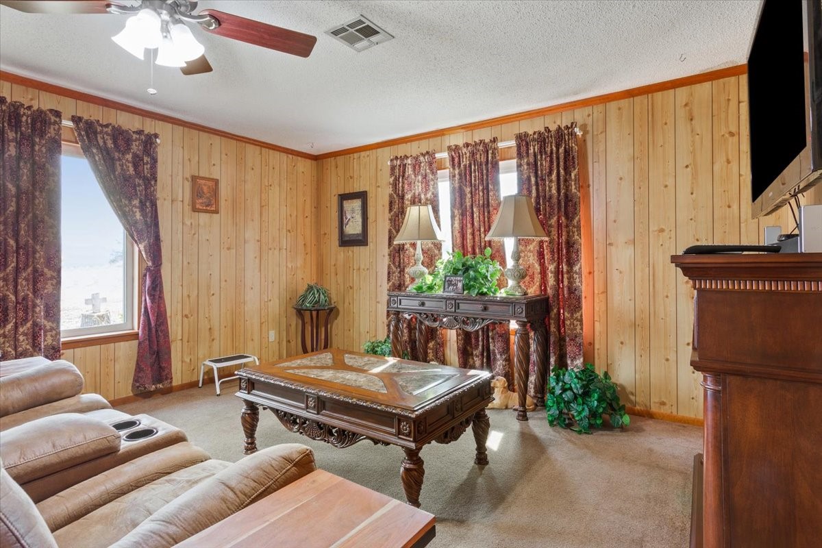 1832 W White Oak Road West TX 76691