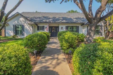 3704 Tumbling Trail Court Fort Worth TX 76116