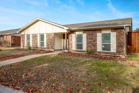 2103 Courtland Circle Carrollton TX 75007