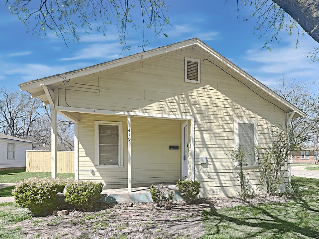 1419 N Bradley Street Mckinney TX 75069