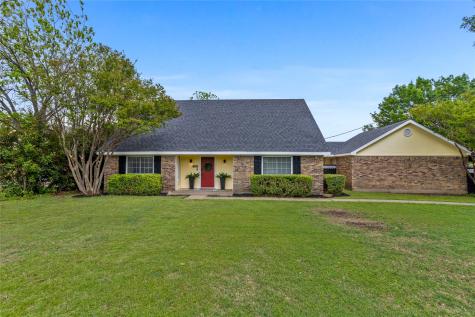 6604 Gillis Johnson Fort Worth TX 76179