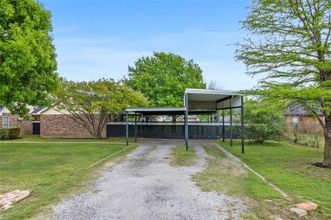 6604 Gillis Johnson Fort Worth TX 76179