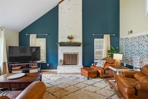 6604 Gillis Johnson Fort Worth TX 76179
