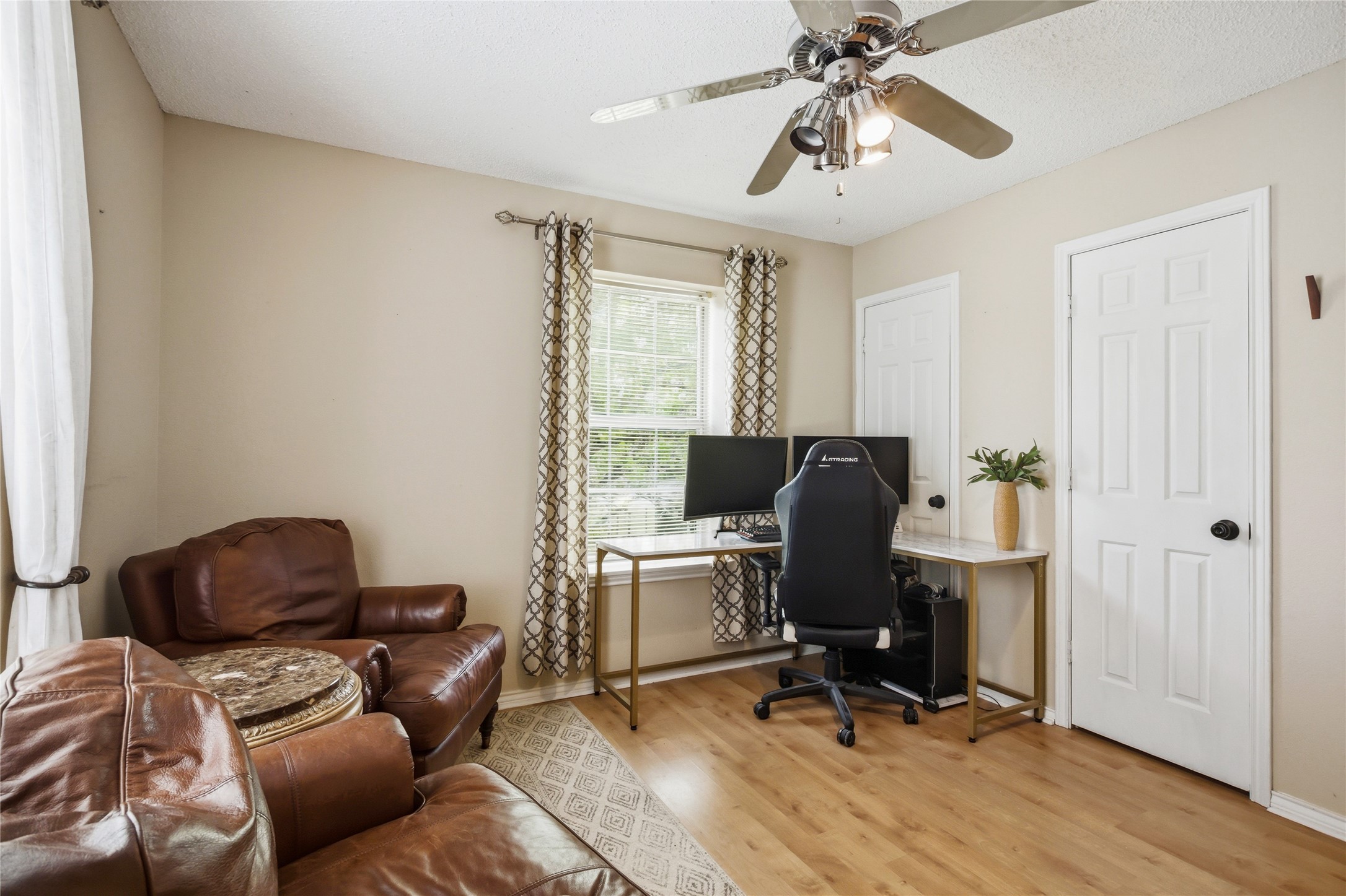 6604 Gillis Johnson Fort Worth TX 76179