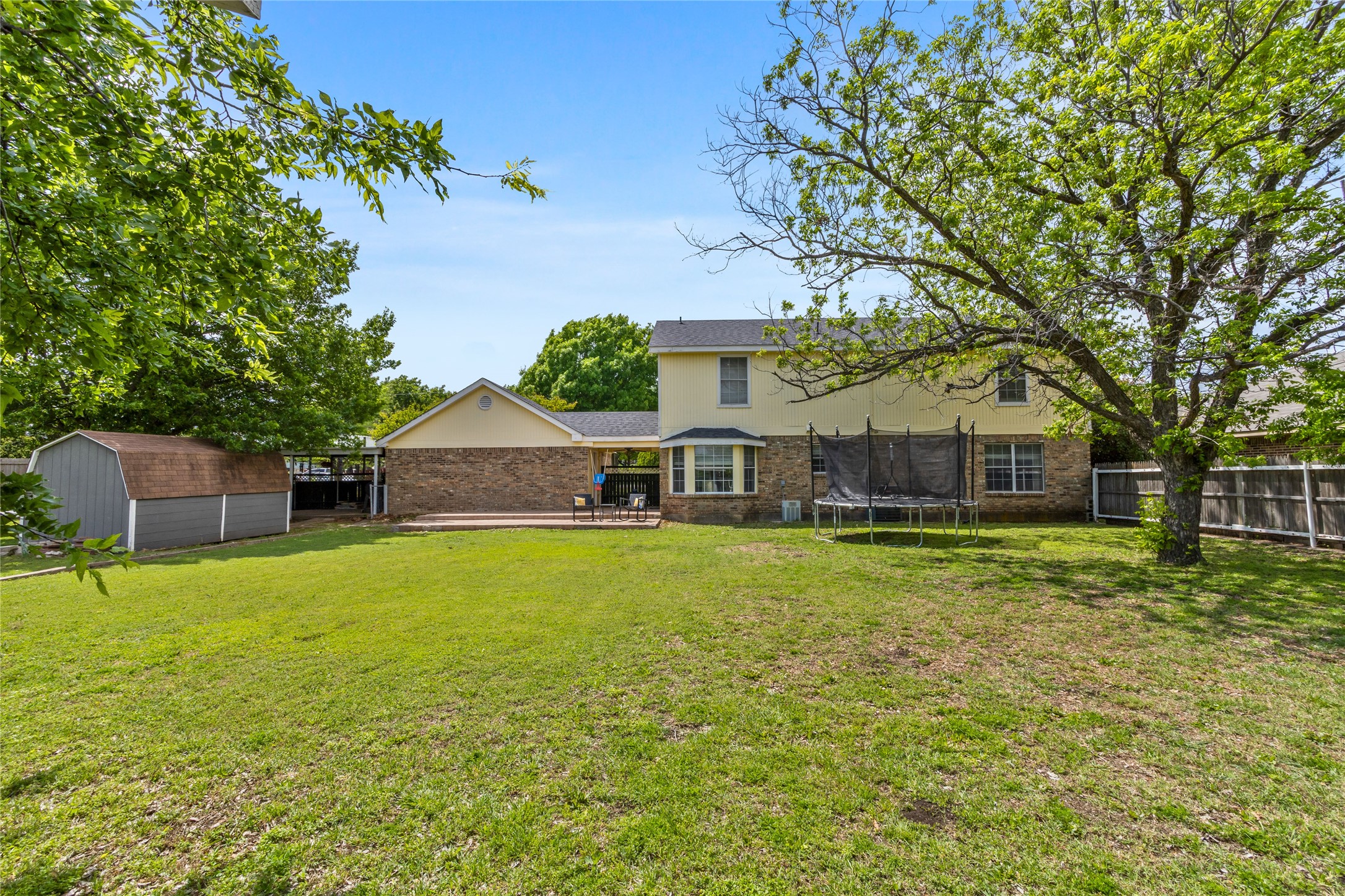 6604 Gillis Johnson Fort Worth TX 76179