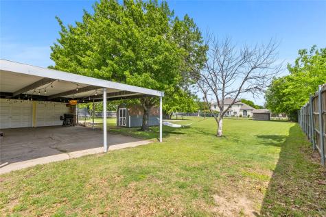 6604 Gillis Johnson Fort Worth TX 76179